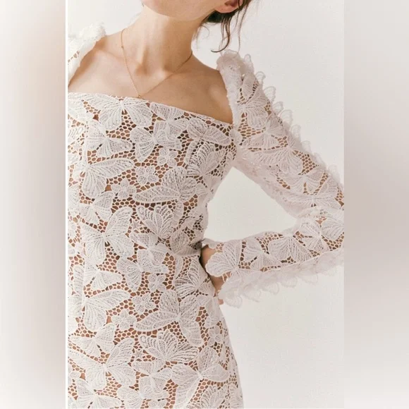 NWOT Elliatt Verona Dress XS 3D Butterfly Lace White Nude Lining - Picture 2 of 13